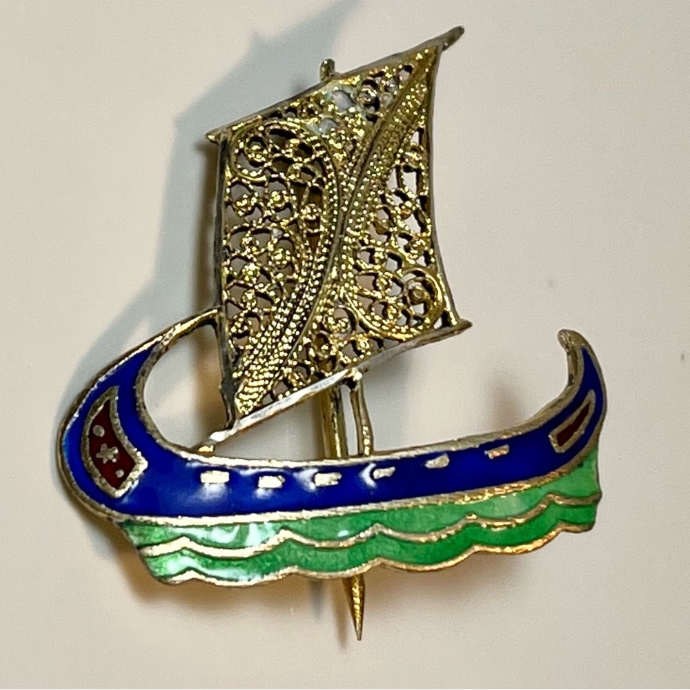 Vintage gold gilt enamel and filigree silver unsigned Viking ship pin